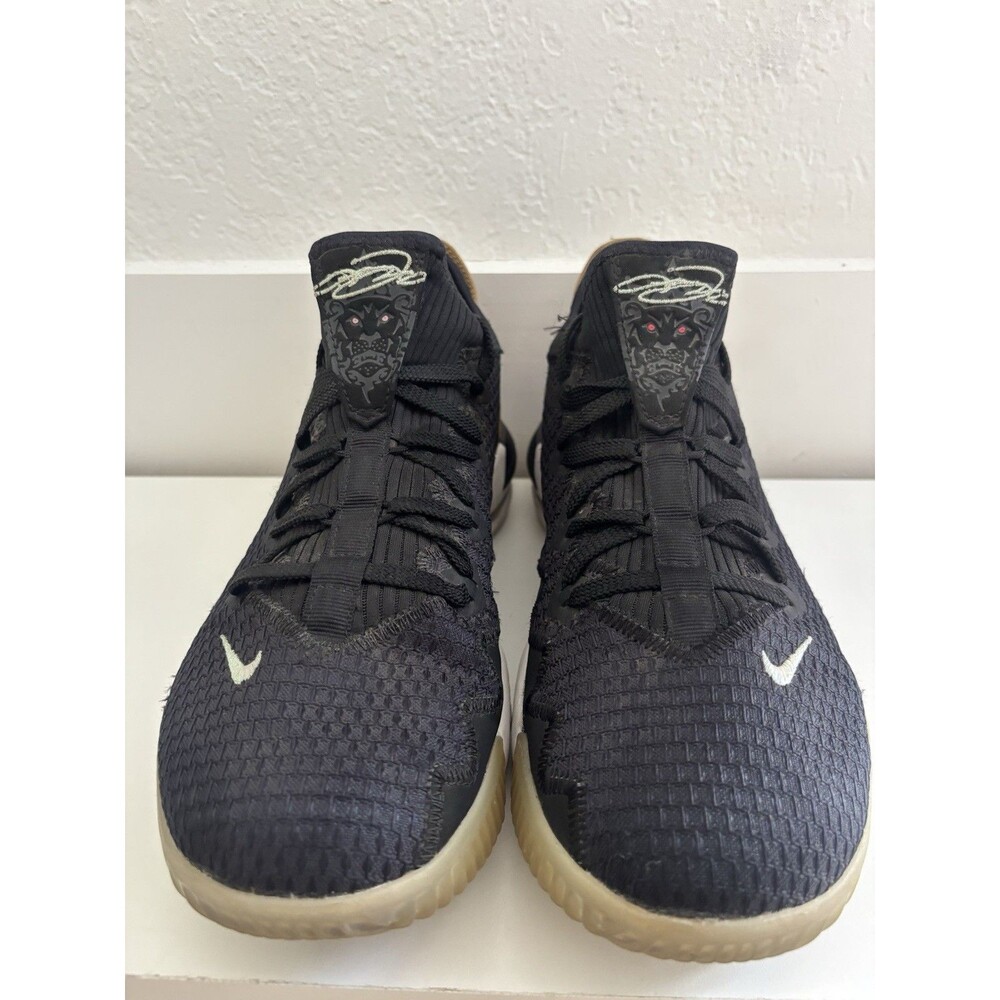 Nike LeBron 16 Low Soundtrack Men’s Size 11.5 Excellent Condition